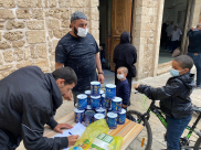 أطلب حصالتك - جمعية يافا توّزع الحصالات الرمضانية في مساجد المدينة